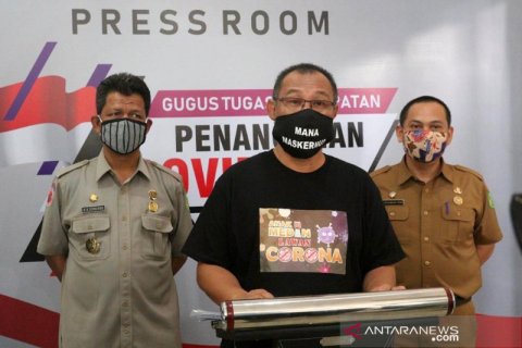 Plt Wali Kota Medan Akhyar Nasution keluar dari rumah sakit usai dirawat akibat positif COVID-19
