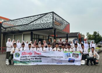 FIKTI UMSU Sambut Kunjungan Pesantren Terpadu Al Muslim dalam Rangka Silaturahmi dan Pengenalan Kampus